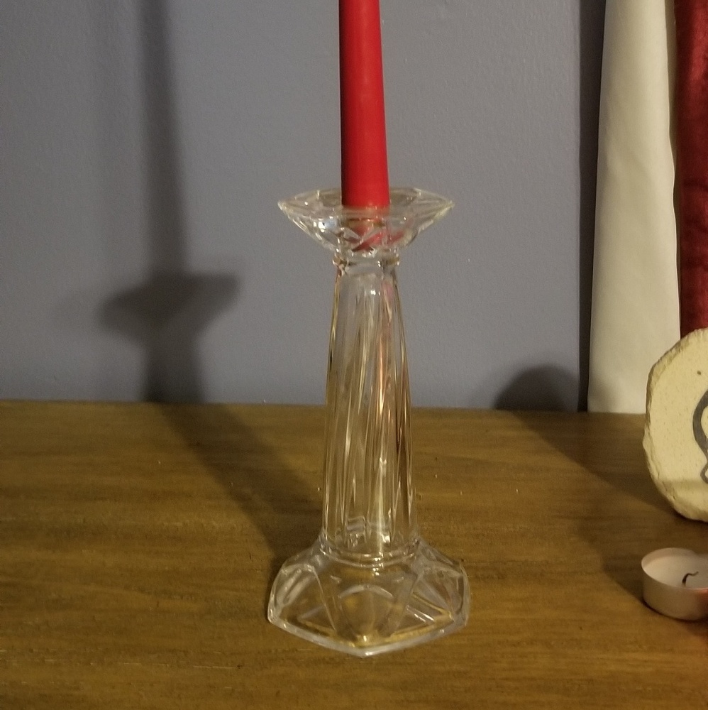 Tapper candle and vase